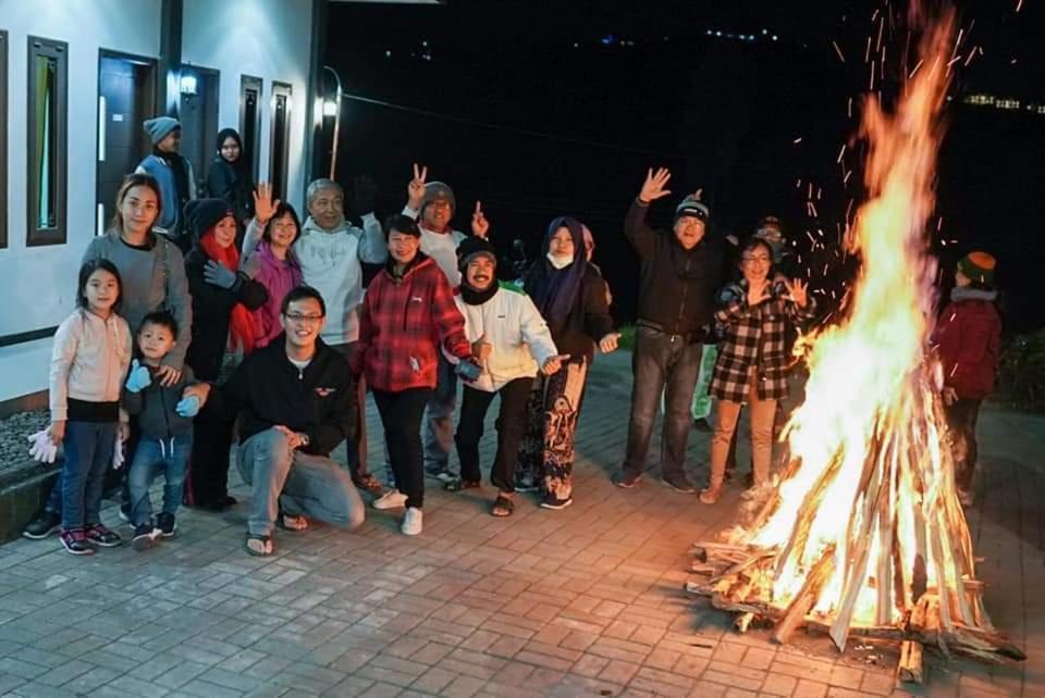 パスルアンBromo Backpacker Tosariアパートメント エクステリア 写真